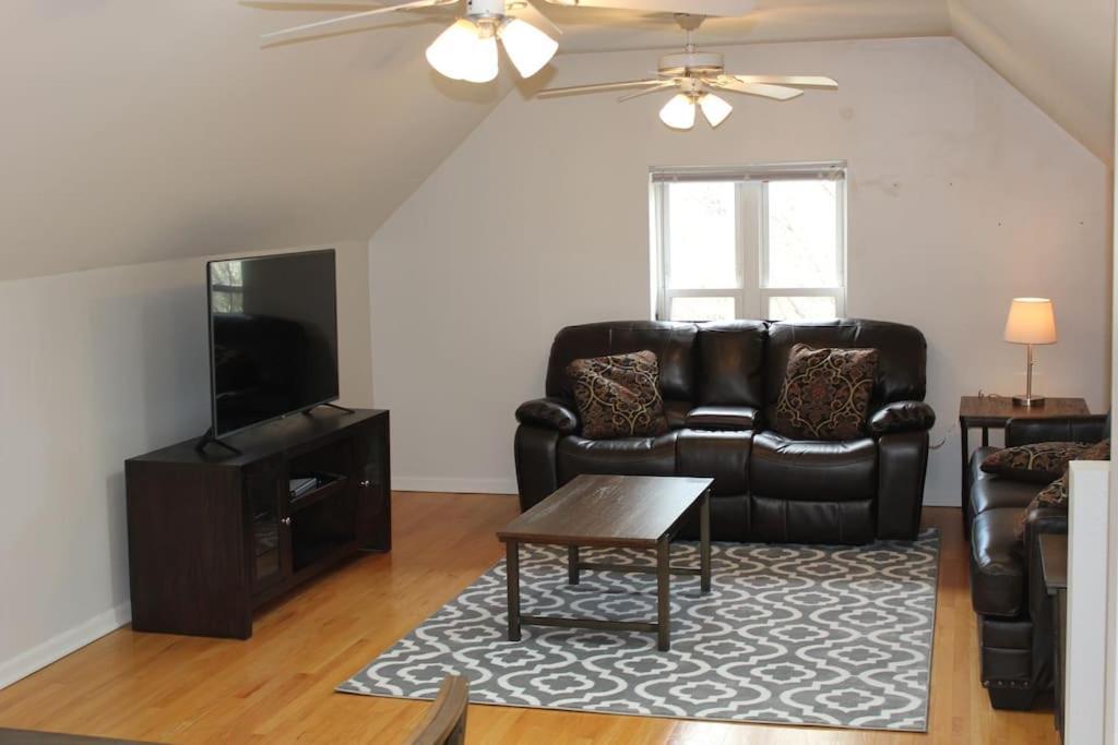 Lincoln Park Living - 3 Queen Beds - Sleeps 6 시카고 외부 사진