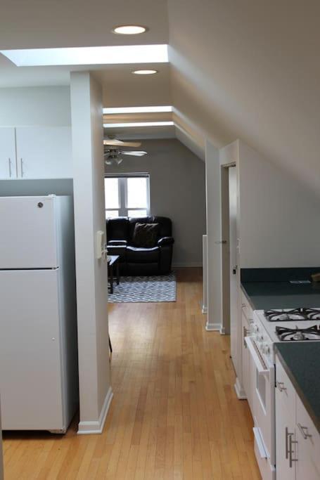 Lincoln Park Living - 3 Queen Beds - Sleeps 6 시카고 외부 사진